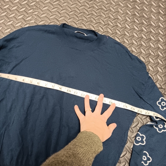 27 Miles 100% Cotton Sweater Navy Blue With Flower Sleeve - Picture 4 of 5